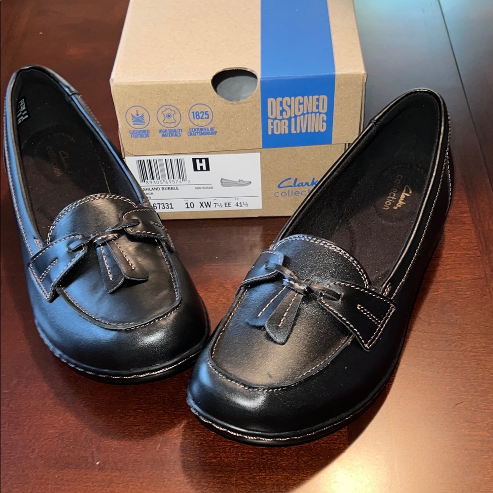 Clarks Black Leather Women's Loafers - Classic Slip-On Style New 10 Extra wide